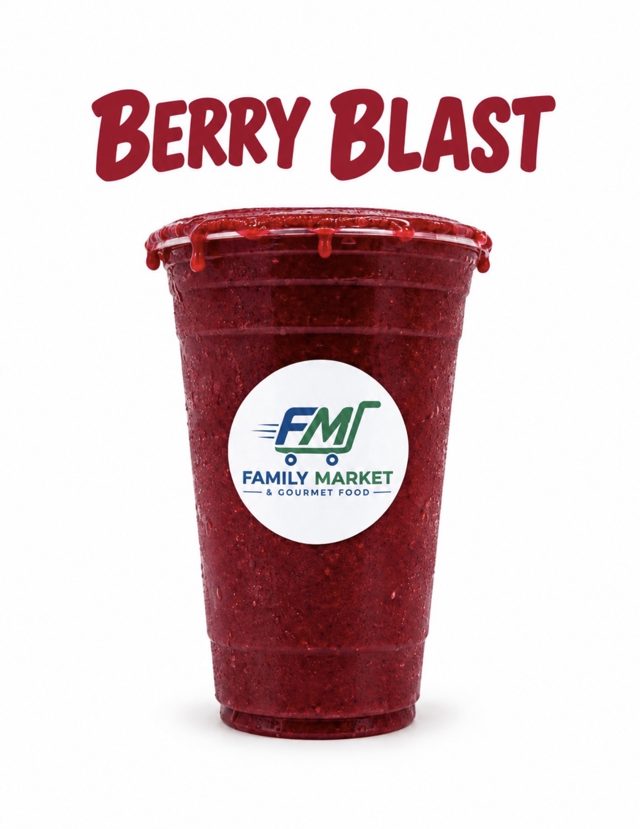 Berry Blast smoothie in a Family Market cup
