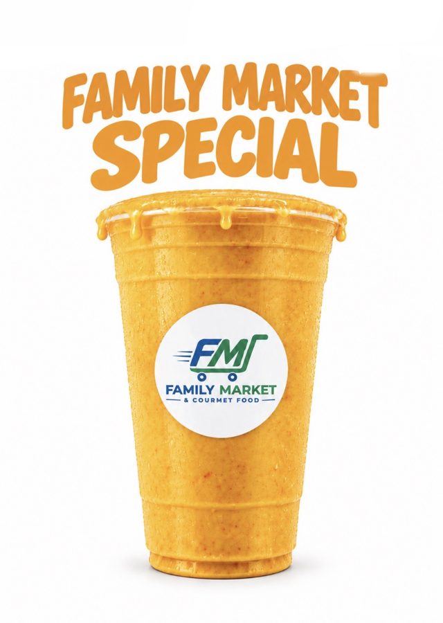 Family Market Special smoothie in a Family Market cup